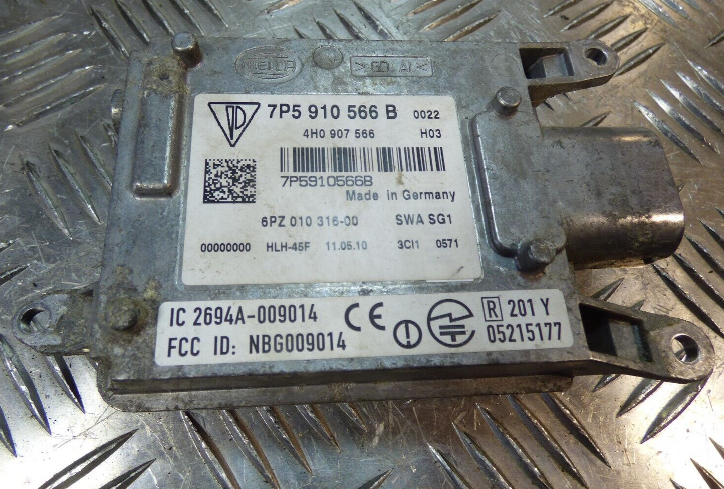Porsche Cayenne 92A Steuergerät Spurwechselassistent 7P5910566B ORIGINAL gebraucht - Radarsensor