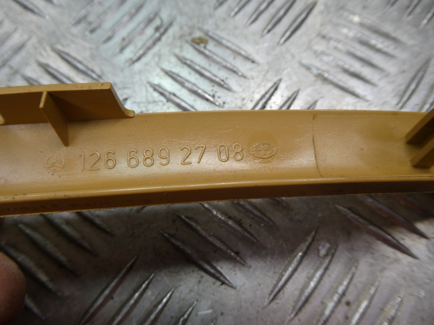 Mercedes-Benz W126 C126 SEC Abdeckung, Zierleisten beige ORIGINAL gebraucht - 1266892708