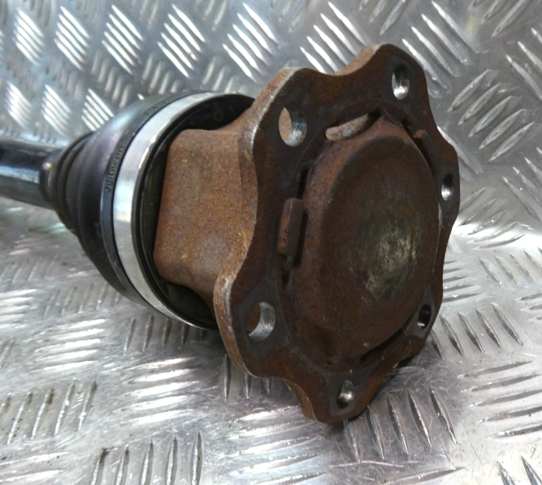 Orig. PORSCHE MACAN 3.0 TDI vorne links 95B407271A ORIGINAL gebraucht - Antriebswelle