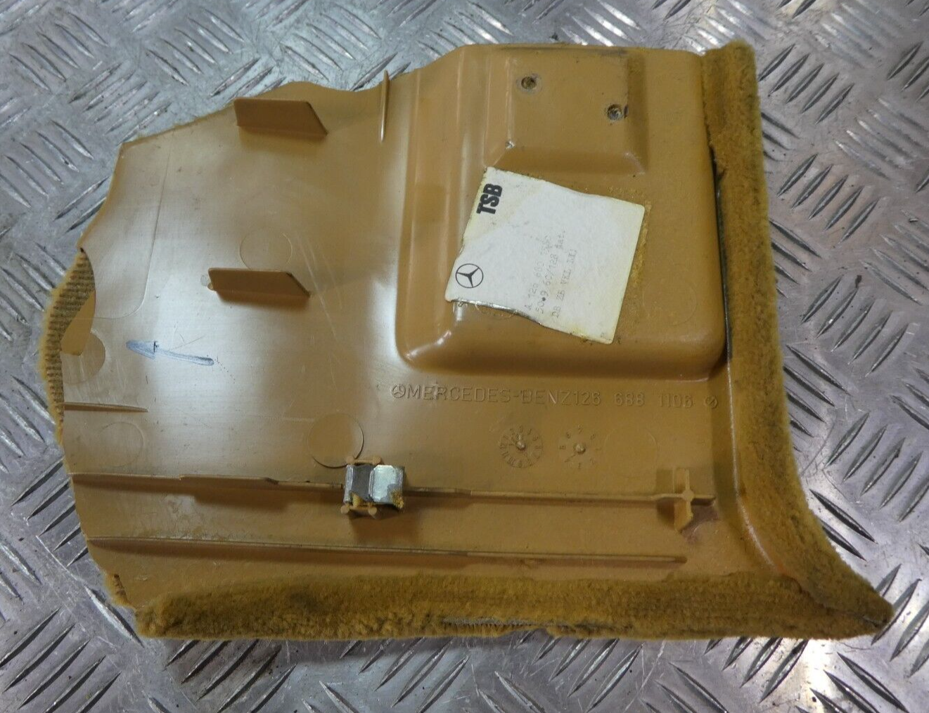 Mercedes C126 W126 Coupe SEC Verkleidung Fussraum Links Beige ORIGINAL gebraucht - 1266881106