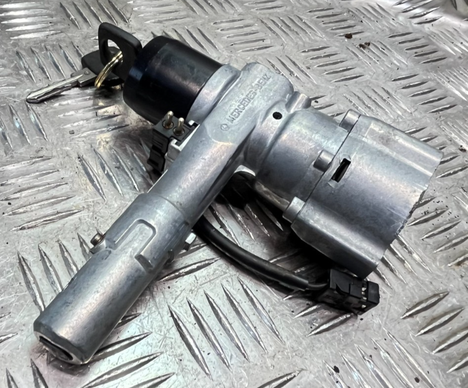 Mercedes-Benz C126 W126 _ Zündschalter mit Schlüssel
