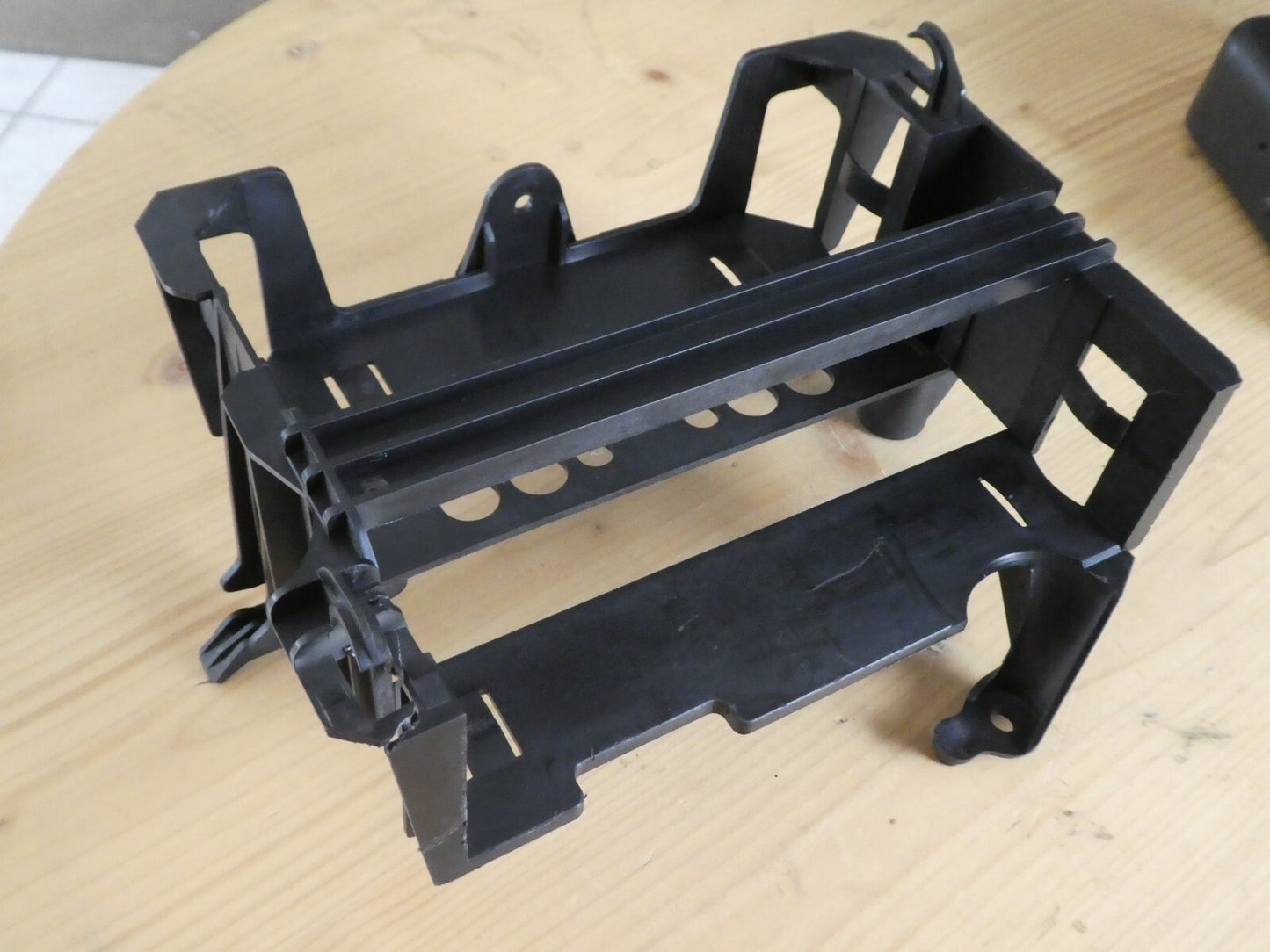 Porsche Panamera 970 TV Kombi Tuner halterung halter ORIGINAL gebraucht - 97064233101