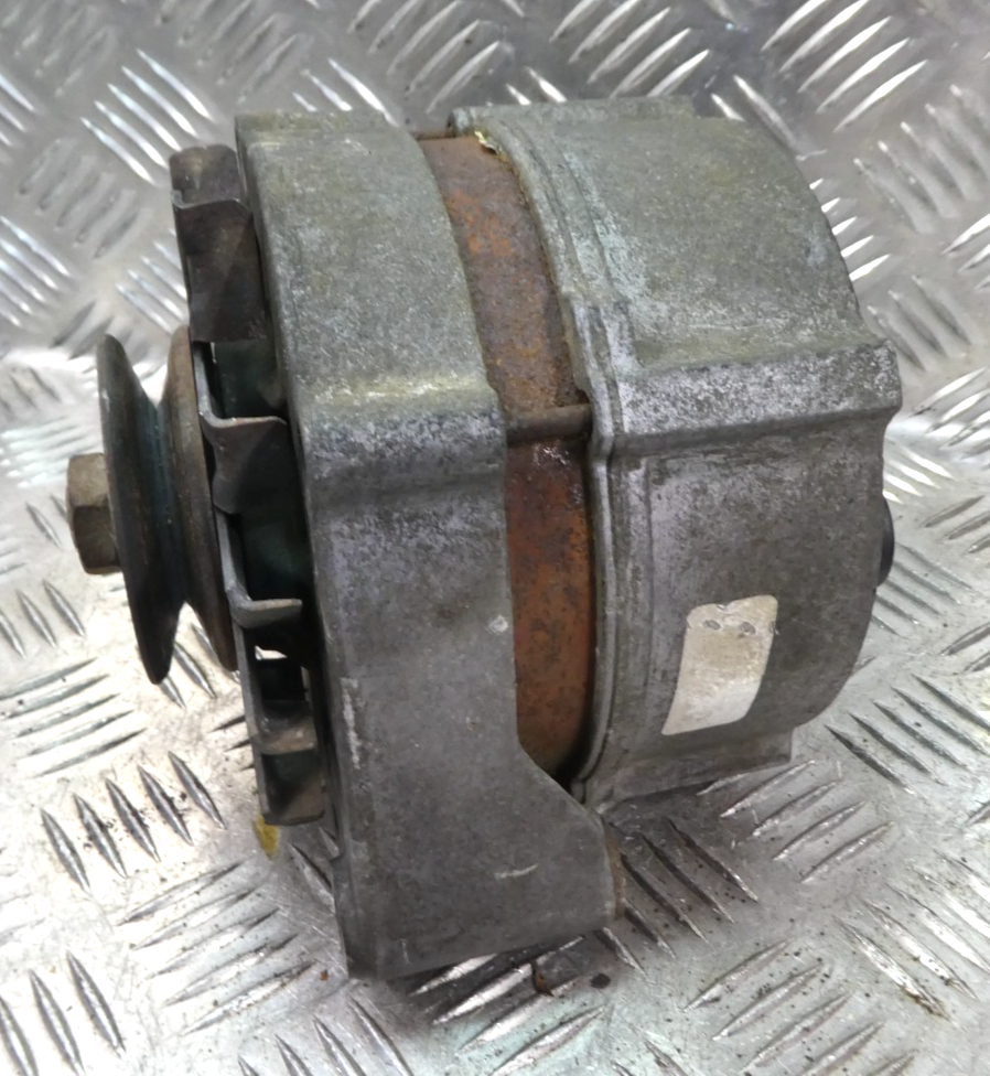 Mercedes-Benz W126 C126 II Serie Generator Lichtmaschine BOSCH ORIGINAL gebraucht - 0120469588