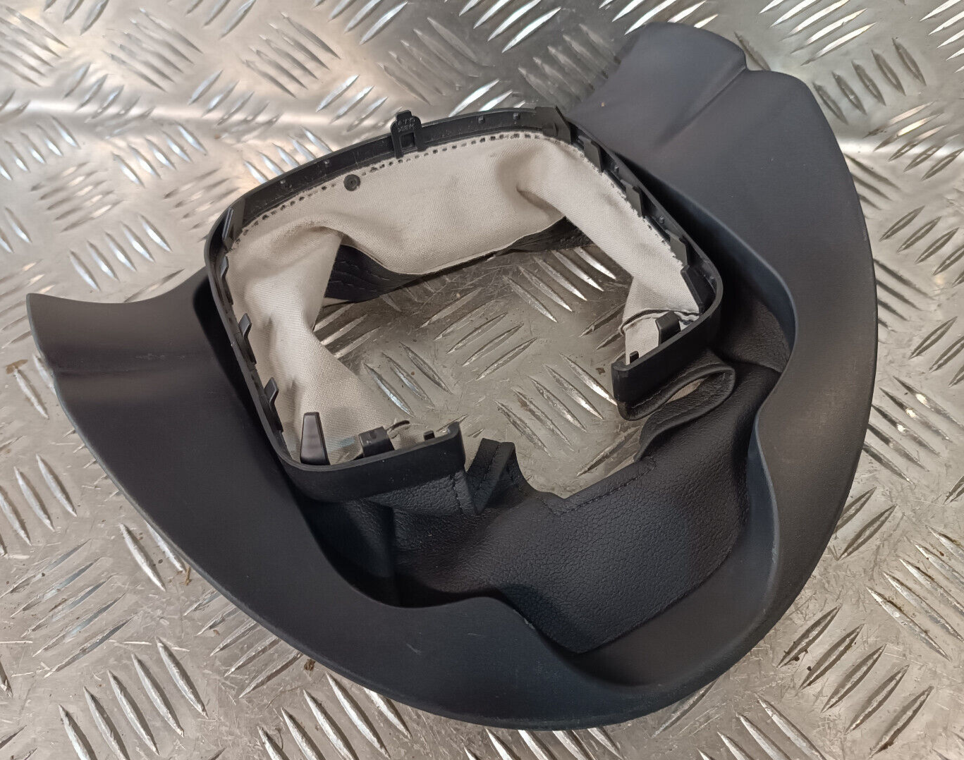 Jeep Grand Cherokee WK2 Lenksäulenverkleidung Verkleidung . ORIGINAL gebraucht - X90023300BL