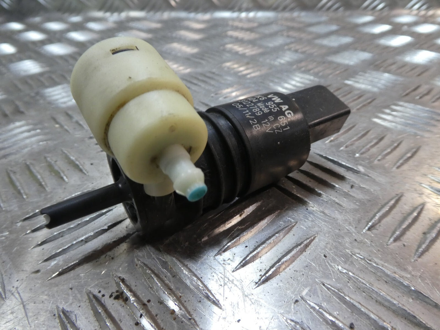 Porsche Cayenne 958 92A Scheibenwaschpumpe Pumpe 1K6955651 ORIGINAL gebraucht - Wischwasserpumpe