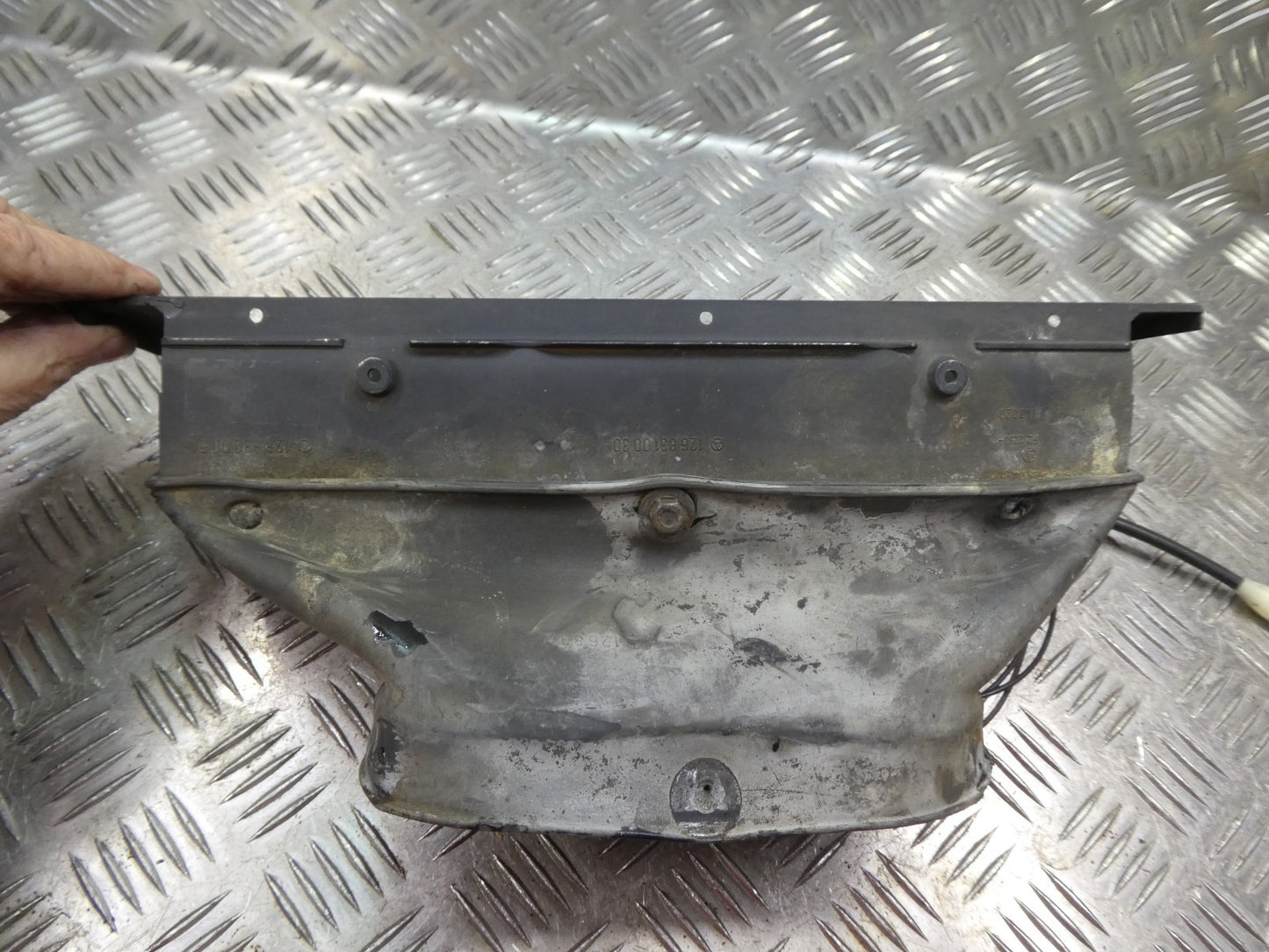 Mercedes-Benz W126 C126 Lüftungs Luft Dusche Düse Mitte Gitter Klima Regler