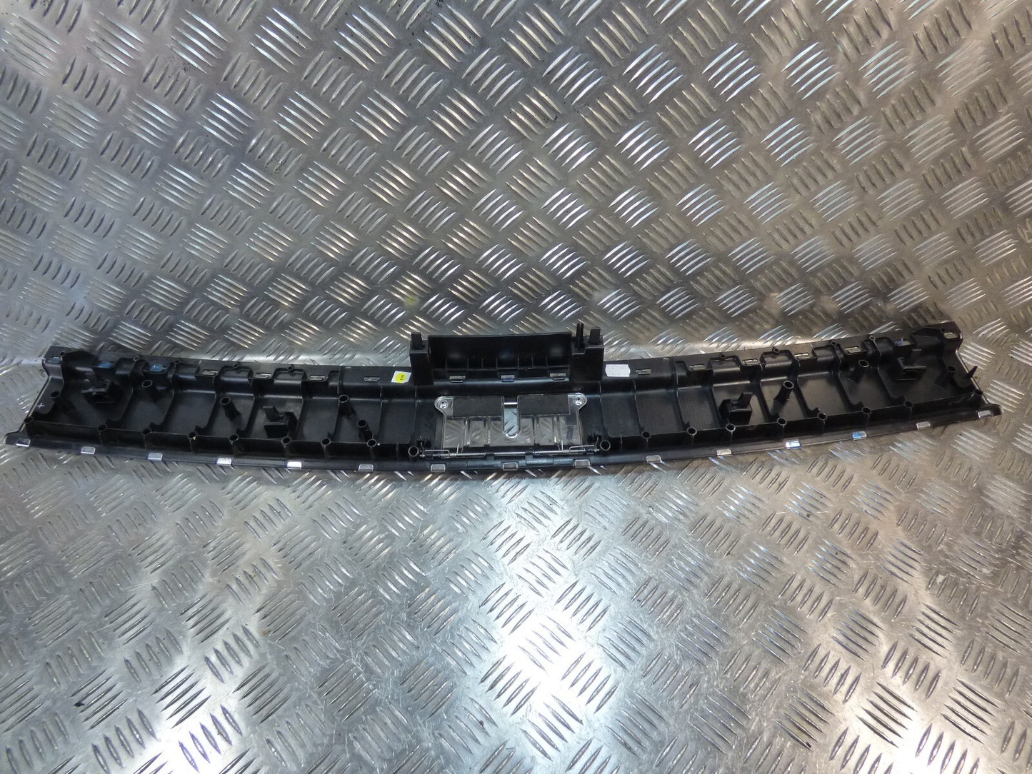 Porsche Cayenne 92A 2012 Ladekante Verkleidung Kofferraum 7P0863459E gebraucht - Original