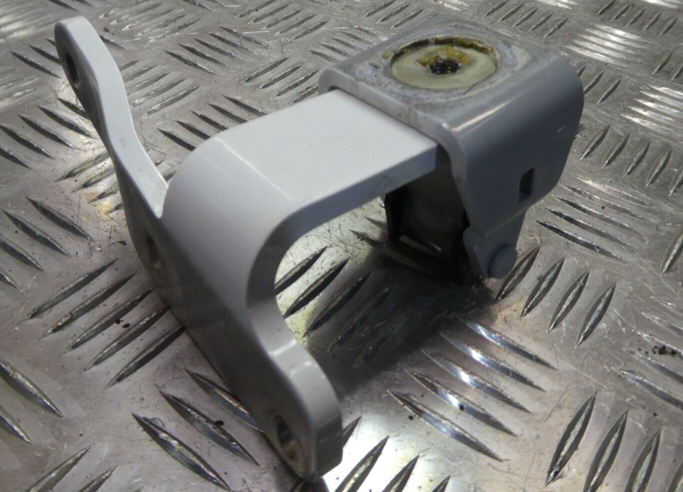 Porsche Cayenne 92A Heckklappescharnier rechts 7P5827302D+ 7P5827699A gebraucht - Original