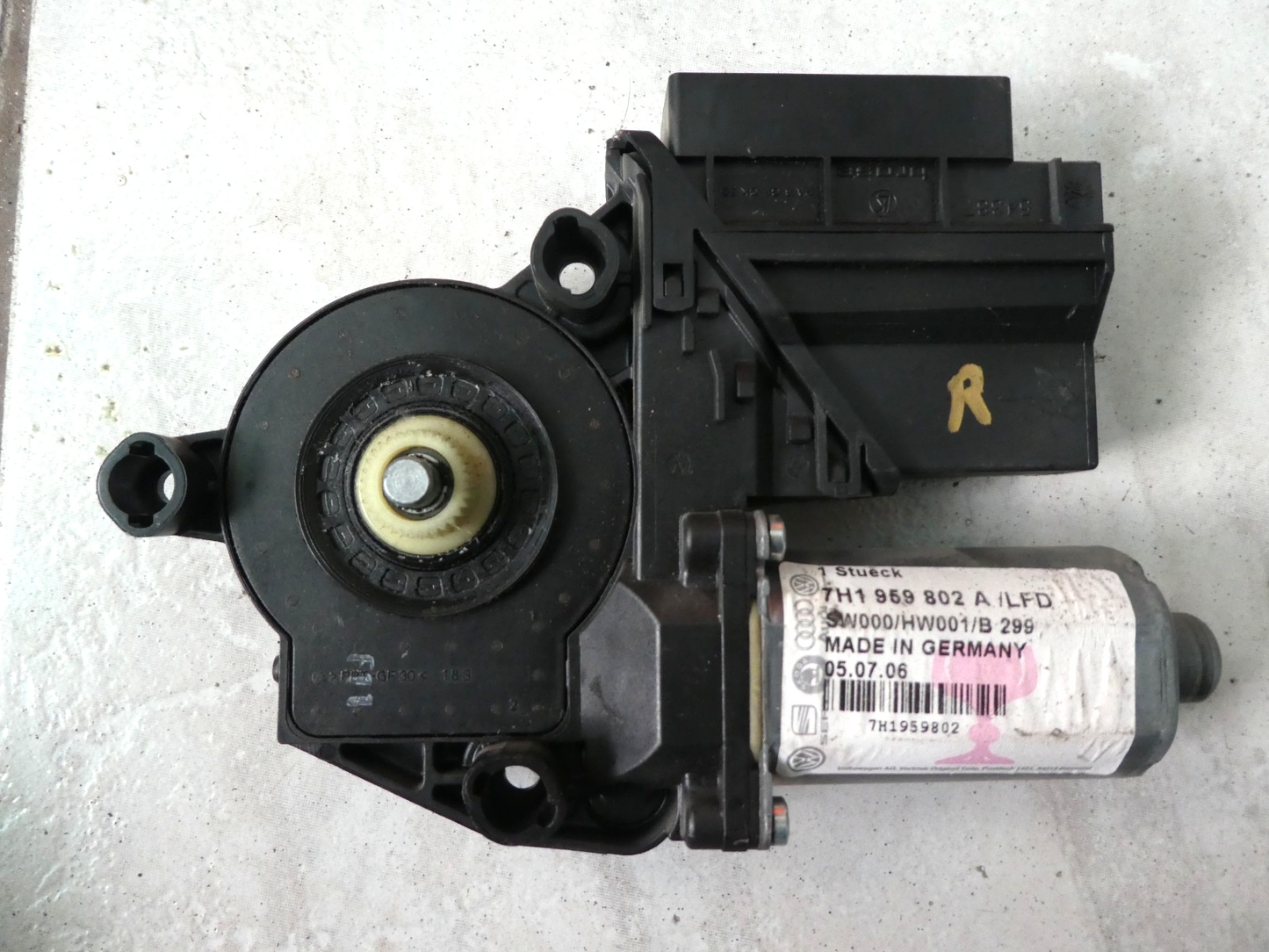VW T5 MULTIVAN 2003-16 Fensterhebermotor Tür Vorne Rechts 7H1959802A ORIGINAL gebraucht - Transporter