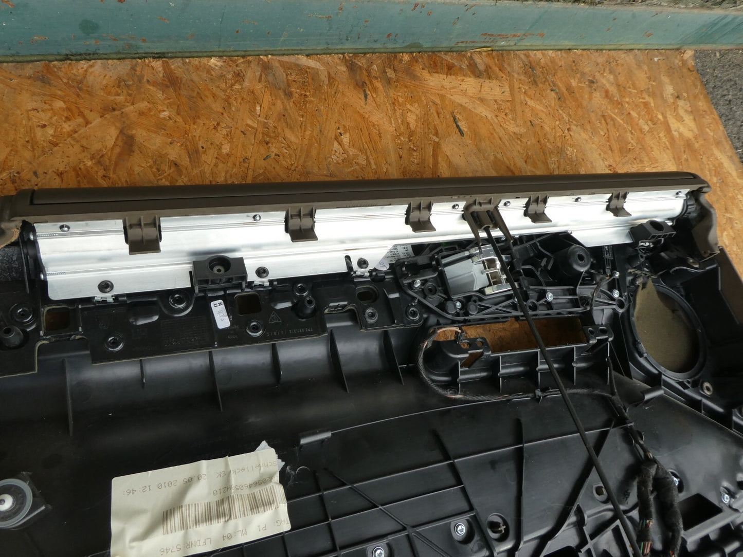 Porsche Cayenne 92A Türverkleidung Hinten Rechts Braun ORIGINAL gebraucht - Umbra ORIGINAL gebraucht - 7P5867212K