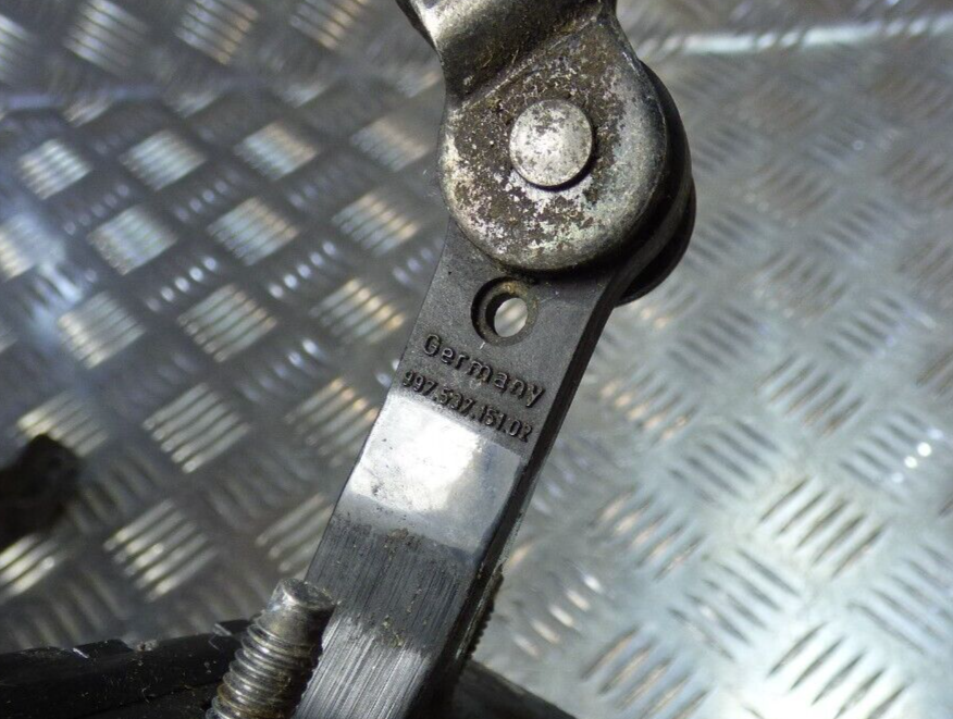 Porsche Boxster Cayman 987 997 Türfangband / 997.537.151.02 ORIGINAL gebraucht - 99753715102