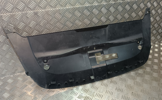 Porsche Cayenne S 92A Motorhaube Riegel Abdeckung 7P5805806B ORIGINAL gebraucht - Verkleidung