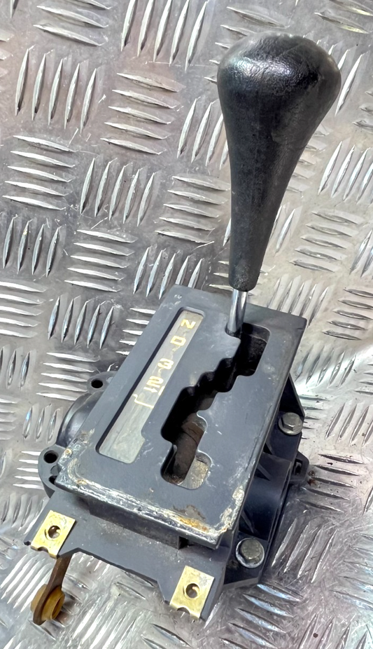 Mercedes-Benz C126 W126 _ Schaltkulisse Wählhebel Automatik ORIGINAL gebraucht - 1262670447