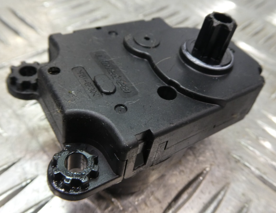 OPEL ASTRA K 1.0 Luftklappenstellmotor Stellmotor MAHLE HAD-12004-A ORIGINAL gebraucht - DA646001