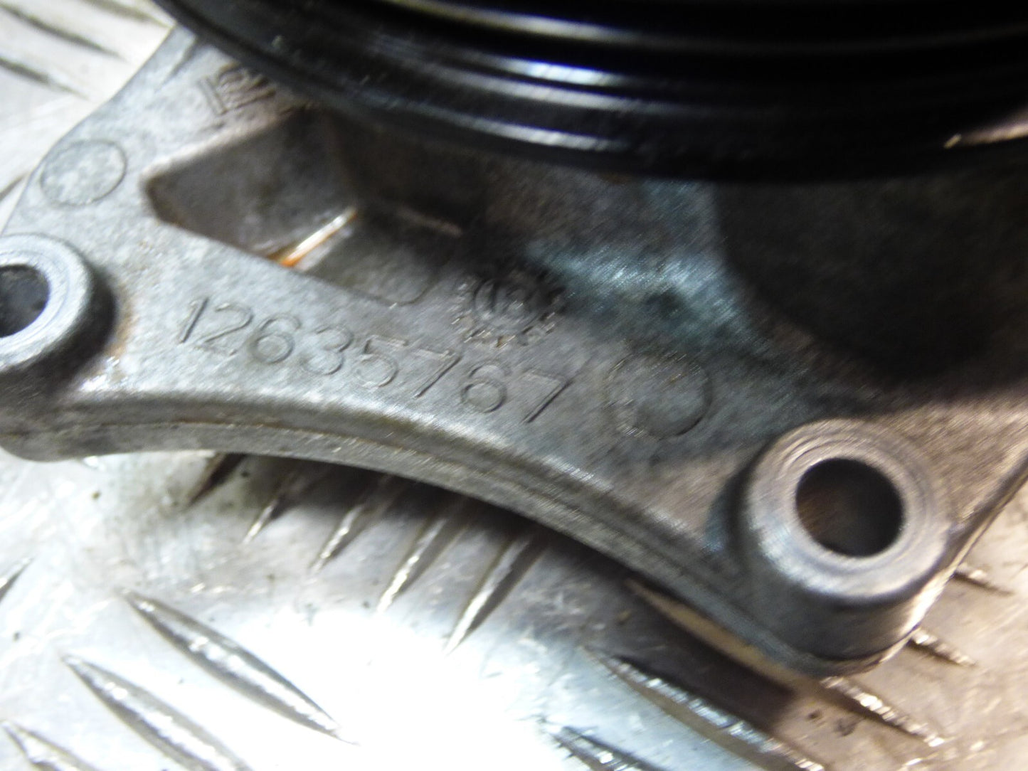 OPEL ASTRA K 1.4 Turbo Wasserpumpe GM ORIGINAL gebraucht - 12635767