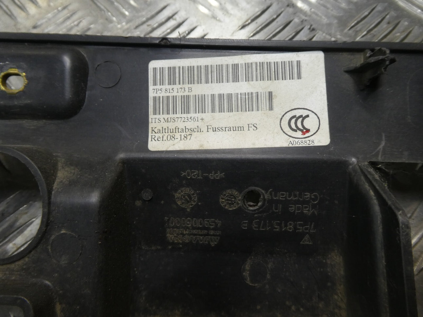 Porsche Cayenne 92A Armaturenbrett Fußraum Links 7P5815173B ORIGINAL gebraucht - - Verkleidung