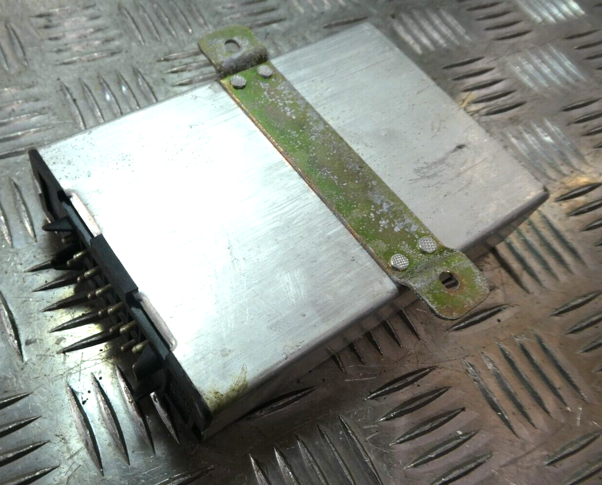 Mercedes-Benz C126 W126 W107 Tempomat steuergerät ORIGINAL gebraucht - 0015457632
