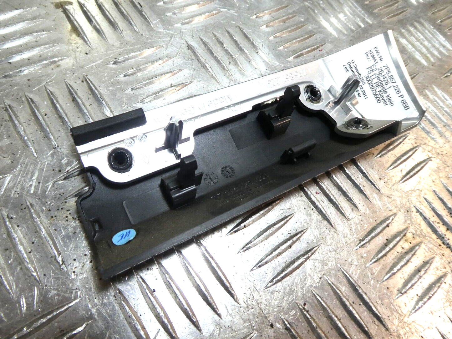 Porsche Cayenne 92A Dekor Klavierlack Armaturenbrett 7P5857226P 6BB ORIGINAL gebraucht - Zierleiste