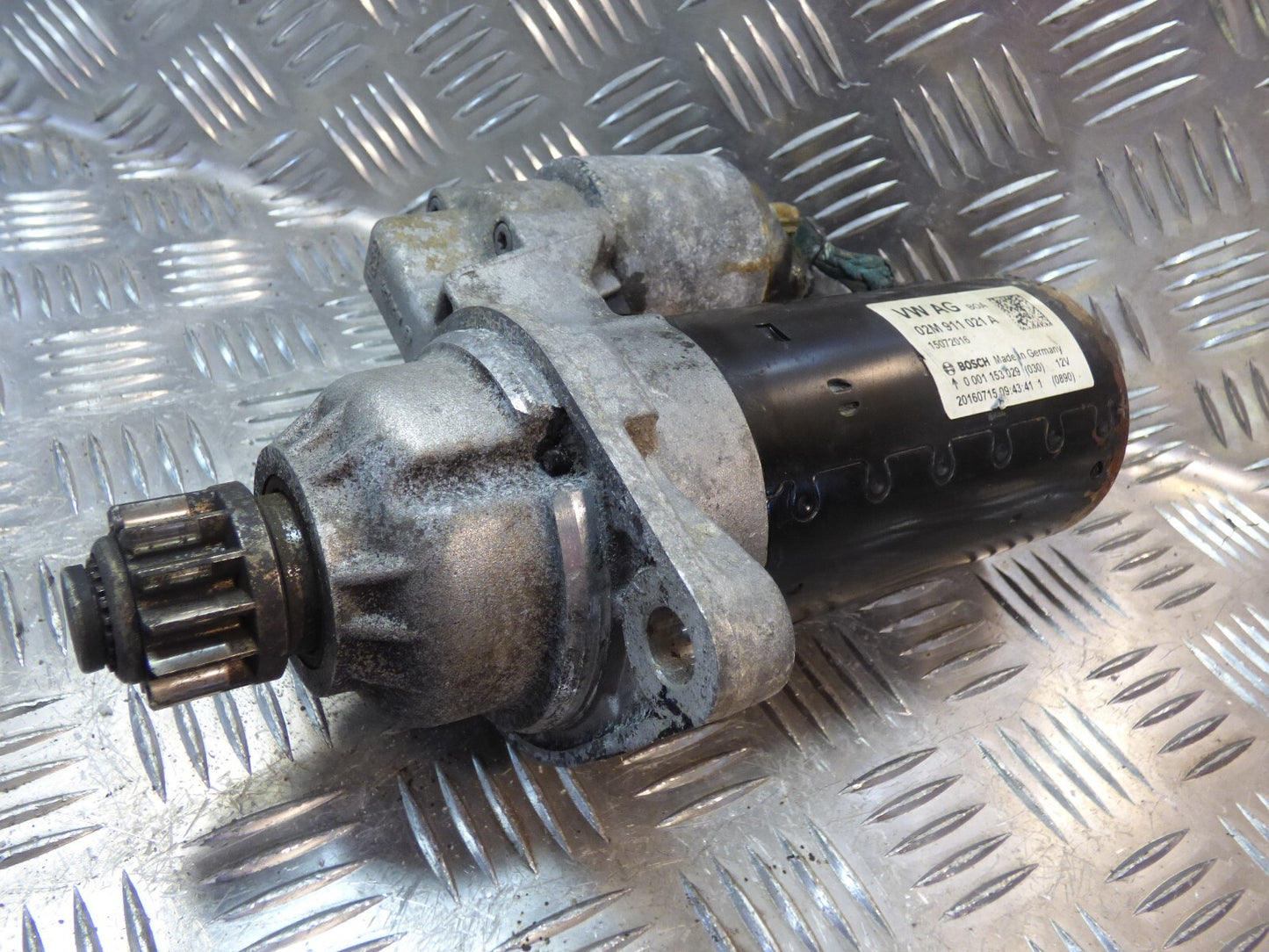 VW T6 T5 2.0 TDI CXG Anlasser Starter BOSCH 02M911021A ORIGINAL gebraucht - Transporter