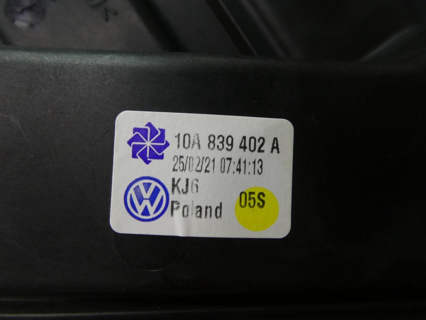 VW ID.3 ID3 Fensterheber hinten rechts 10A839402A Bj2021 ORIGINAL gebraucht - Volkswagen