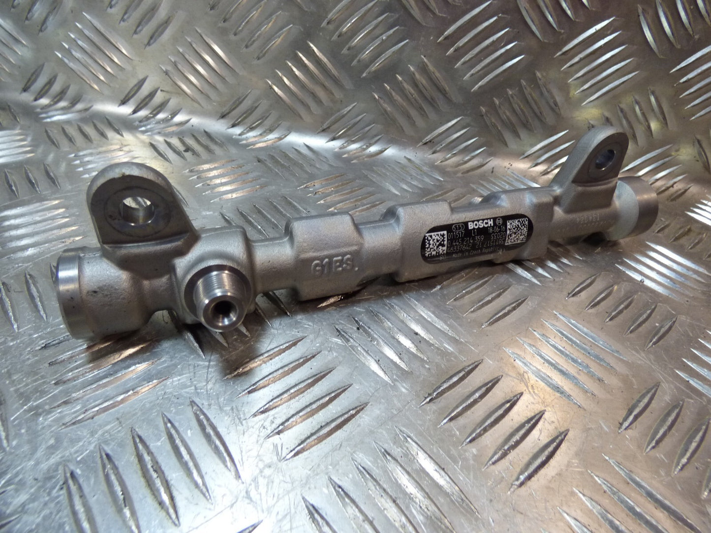JEEP COMPASS II 2.0 CRD 2021 Einspritzleiste Kraftstoffverteiler NEU ORIGINAL gebraucht - 46337642