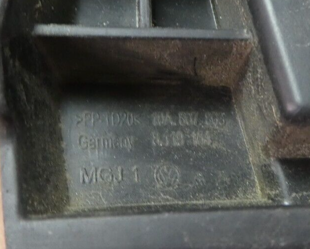 VW ID.3 ID3 Stoßstangenhalterung hinten Mitte 10A807863 2021 ORIGINAL gebraucht - Volkswagen