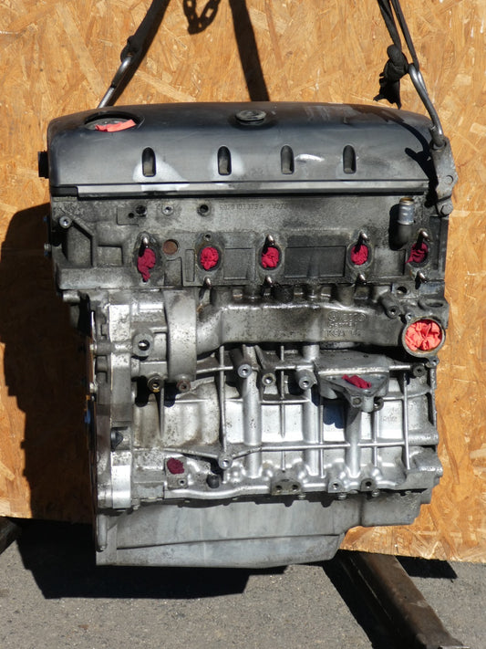 VW T5 2.5 TDI BNZ Motor ohne Anbauteile , 183000 km TOP zustand ORIGINAL gebraucht - Transporter