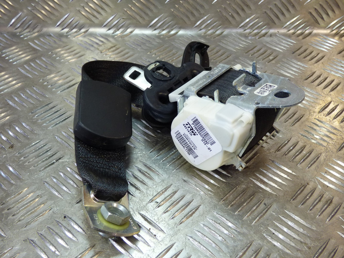 Jeep KL 2015 Sicherheitsgurt Gurt Hinten Links P1WK65DX9AD ORIGINAL gebraucht - Cherokee