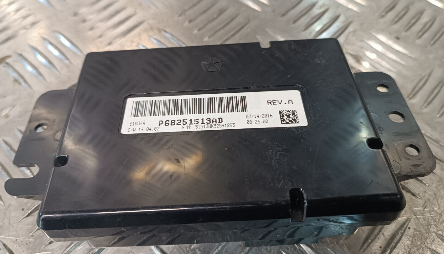 Jeep Grand Cherokee WK2 Original ECU Steuermodul Einheit gebraucht - P68251513AD
