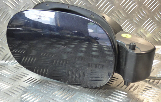 Porsche Cayenne S 92A 3.0 Hybrid Tankklappe 7P5809857A schwarz ORIGINAL gebraucht - Tankdeckel