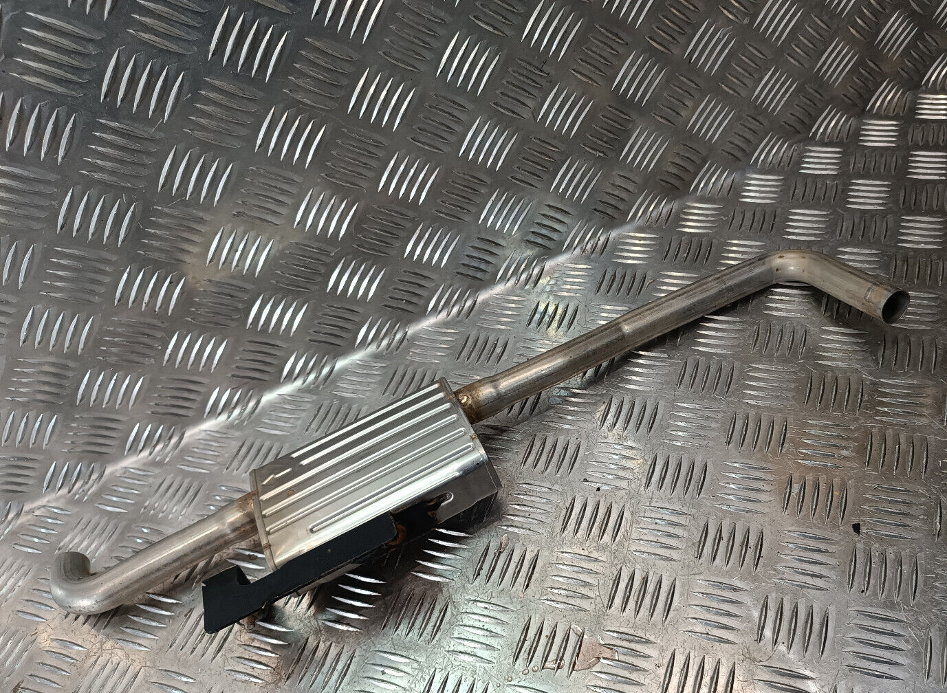 Porsche Cayenne S 92A Auspuffheizung Eberspächer Schalldämpfer ORIGINAL gebraucht - 221000401900