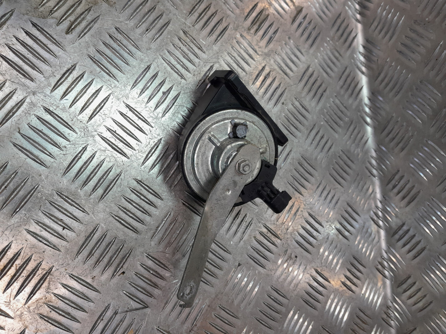 Jeep Renegade 1.6 Mjet Hupe Signalhorn Fanfare Horn Rechts Fiamm ORIGINAL gebraucht - A046522