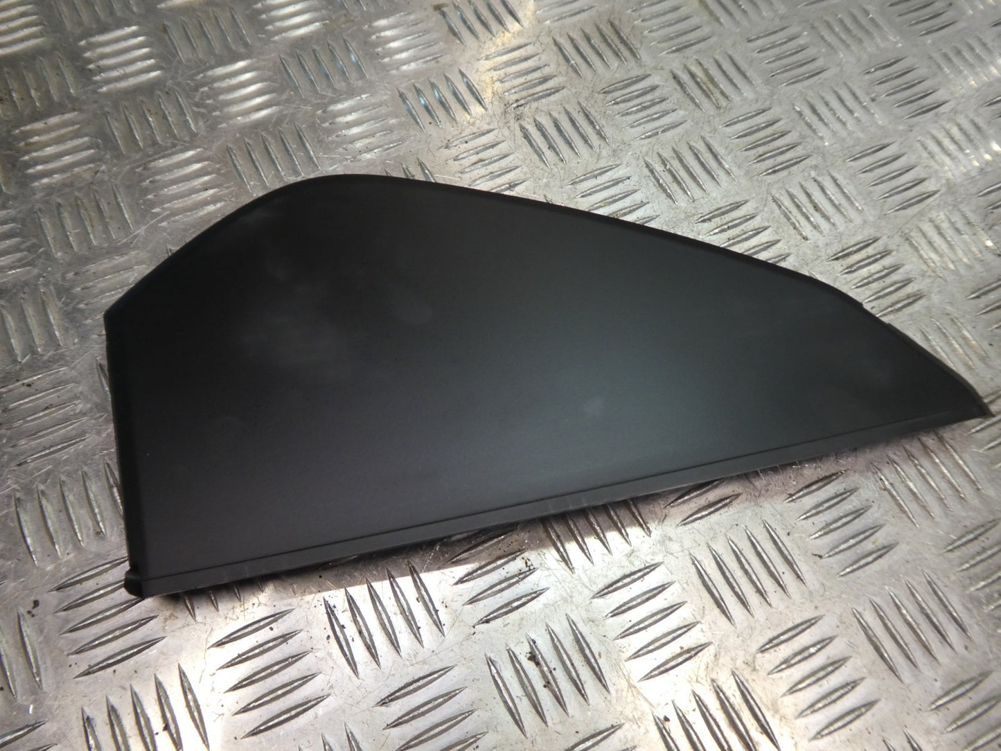 PORSCHE MACAN 3.0 TDI Endabdeckung Verkleidung links 95B857175B ORIGINAL gebraucht - Armaturenbrett