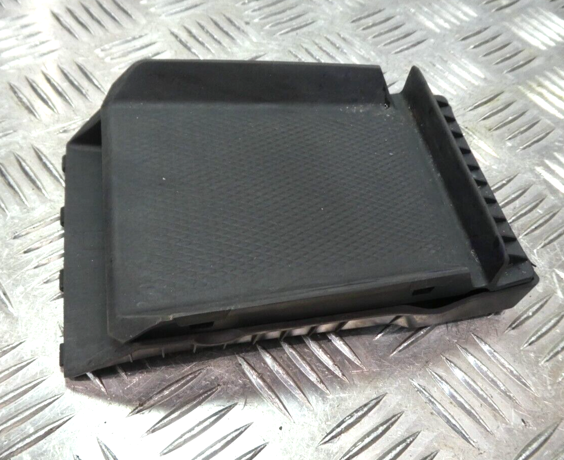 VW ID3 Pro Ablagematte Mittelkonsole 10A863330 ORIGINAL gebraucht - Volkswagen