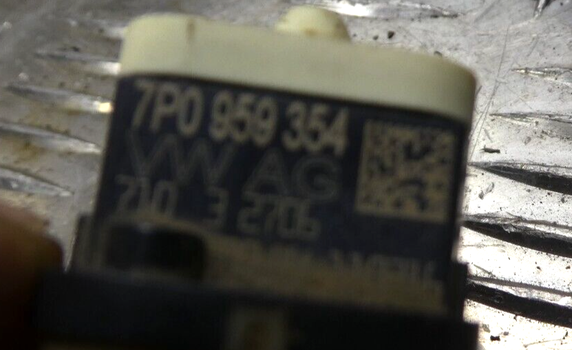 Porsche Cayenne 92A Airbag Sensor Vorne 7P0959354 ORIGINAL gebraucht - Crashsensor