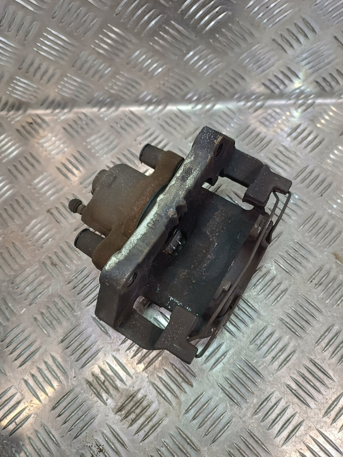OPEL ASTRA K 1.4 Turbo Bremssattel Vorne Links GM ORIGINAL gebraucht - 13362299