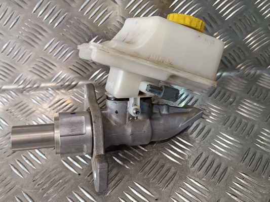 Jeep Grand WK2 Hauptbremszylinder Bremsöl Tank ORIGINAL gebraucht - Cherokee