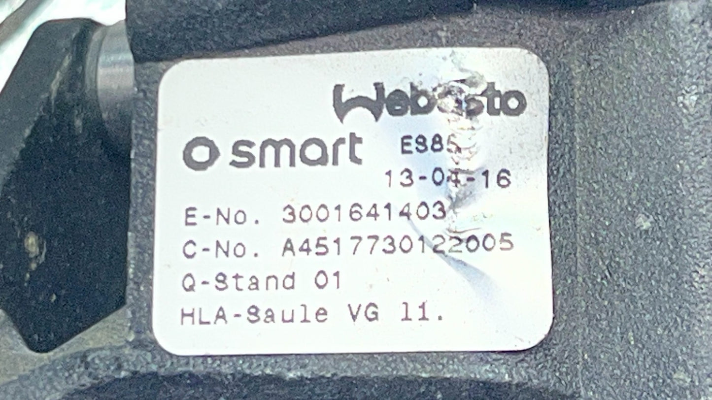 Smart ForTwo 451 Cabrio Verdeck Verschluss A Säule vorne links ORIGINAL gebraucht - A4517730122