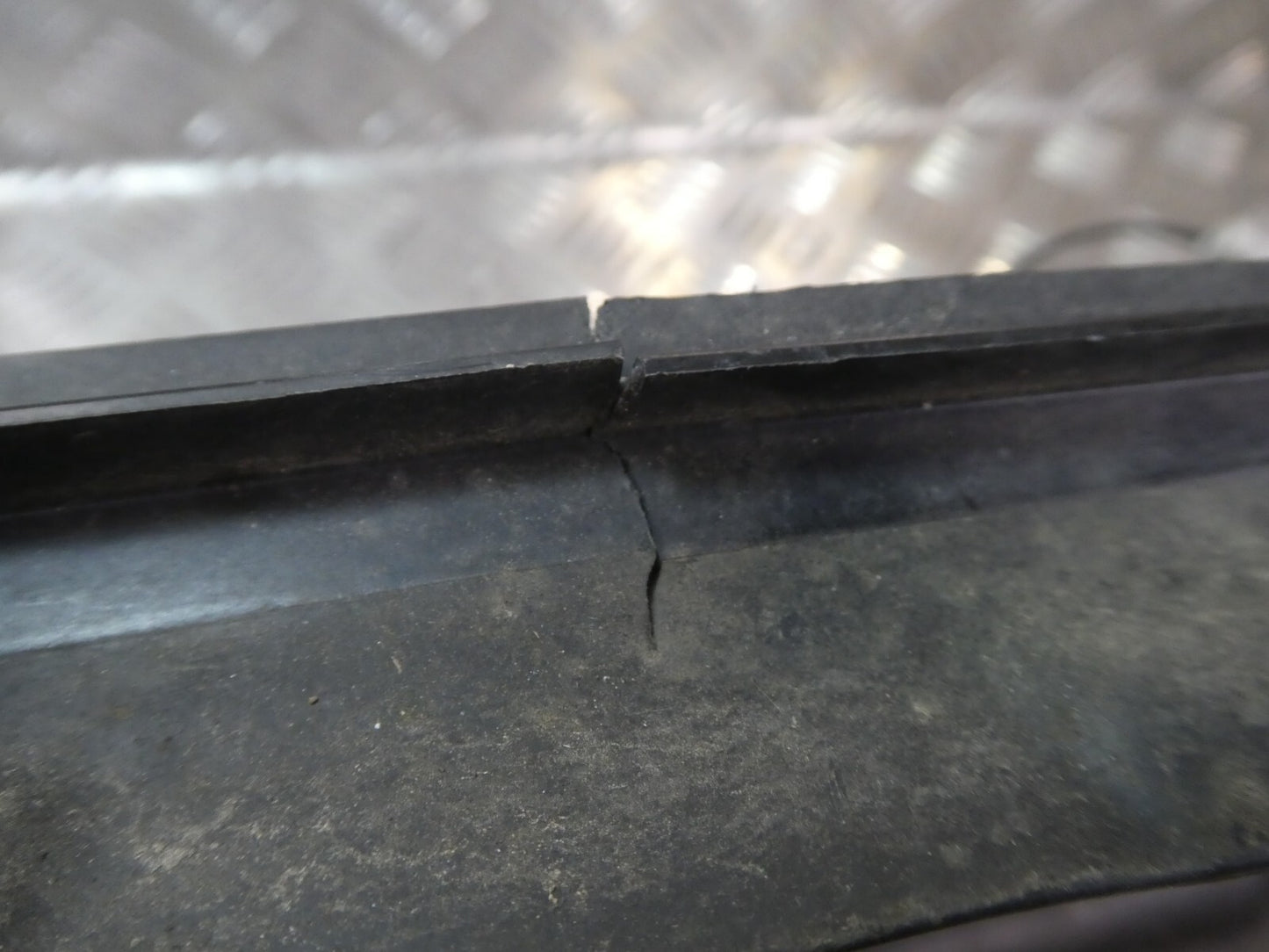Mini Cooper F55 F56 Luftsteuerung Gitter Verteiler Luft vorne ORIGINAL gebraucht - 733909608