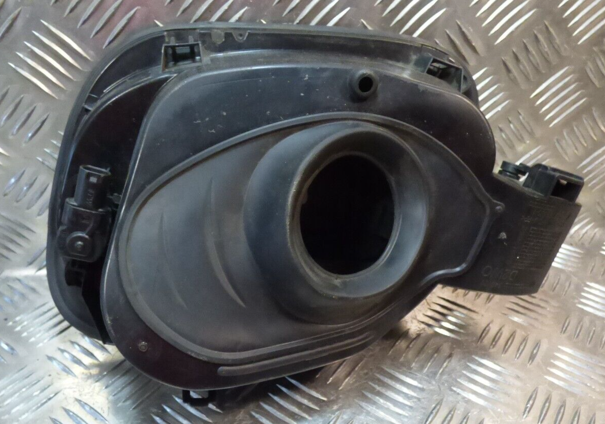 OPEL ASTRA K 1.4 TURBO Kombi Tankklappe Gehaus + Tankklappe GM 13482519 ORIGINAL gebraucht - 13407895