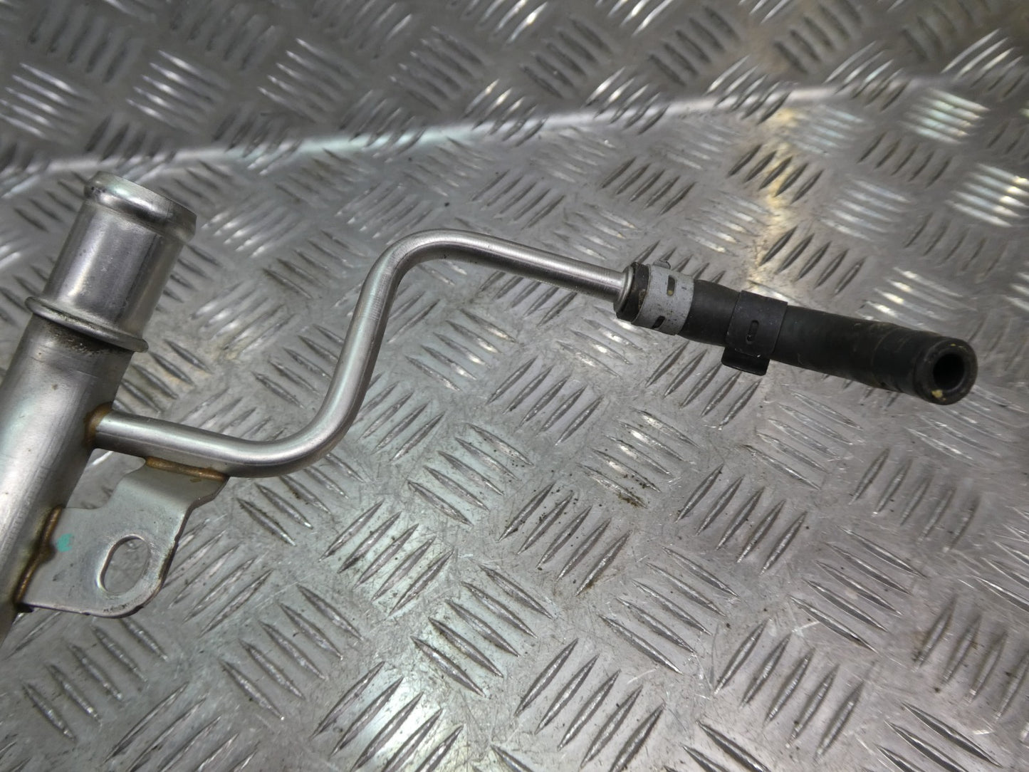 OPEL ASTRA K 1.0 TURBO 12V Orig. Rohr Wasser Kühlung Thermostat Bypass ORIGINAL gebraucht - 55492662