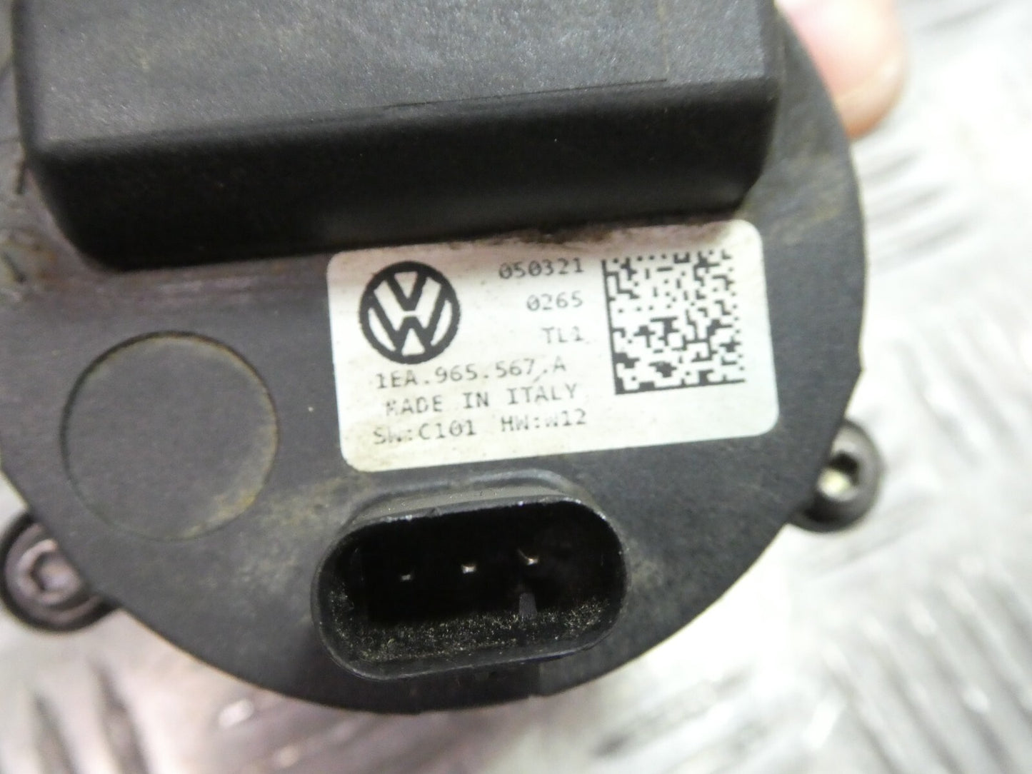 VW ID3 ID.3 Orig. Wasserpumpe Kühlmittelpumpe Pumpe 1EA965567A ORIGINAL gebraucht - Volkswagen