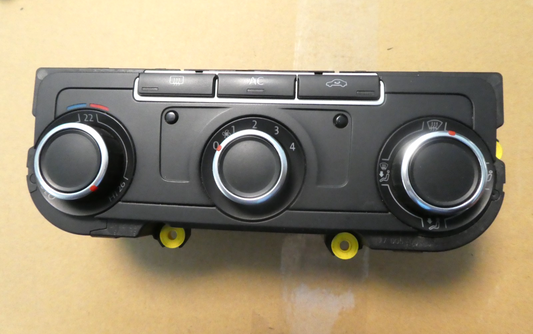VW T5 Facelift Klimabedienteil Klimasteuerung Heizung 7E5907047T ORIGINAL gebraucht - Transporter