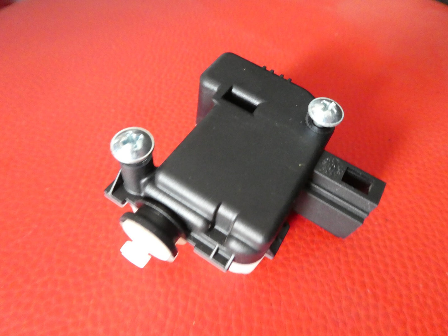 Porsche 970 Stellmotor Tankdeckel 7L5810773A _ 1M0959781 ORIGINAL gebraucht - Panamera