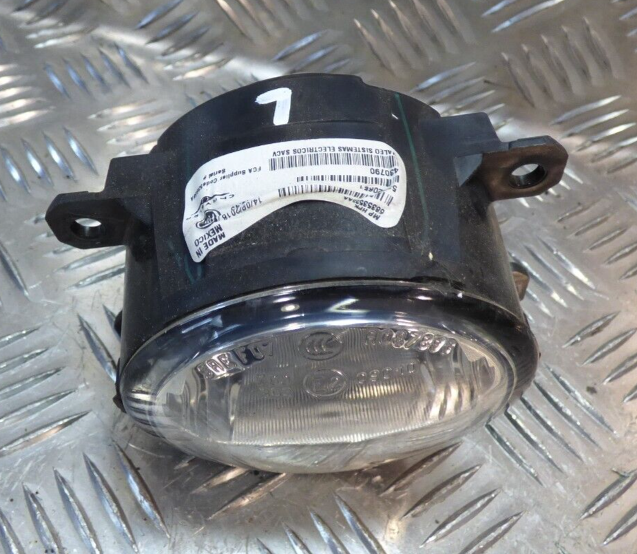 JEEP COMPASS II 2.0 MTJ 2021 Nebelscheinwerfer Links = Rechts ORIGINAL gebraucht - 68353533AA