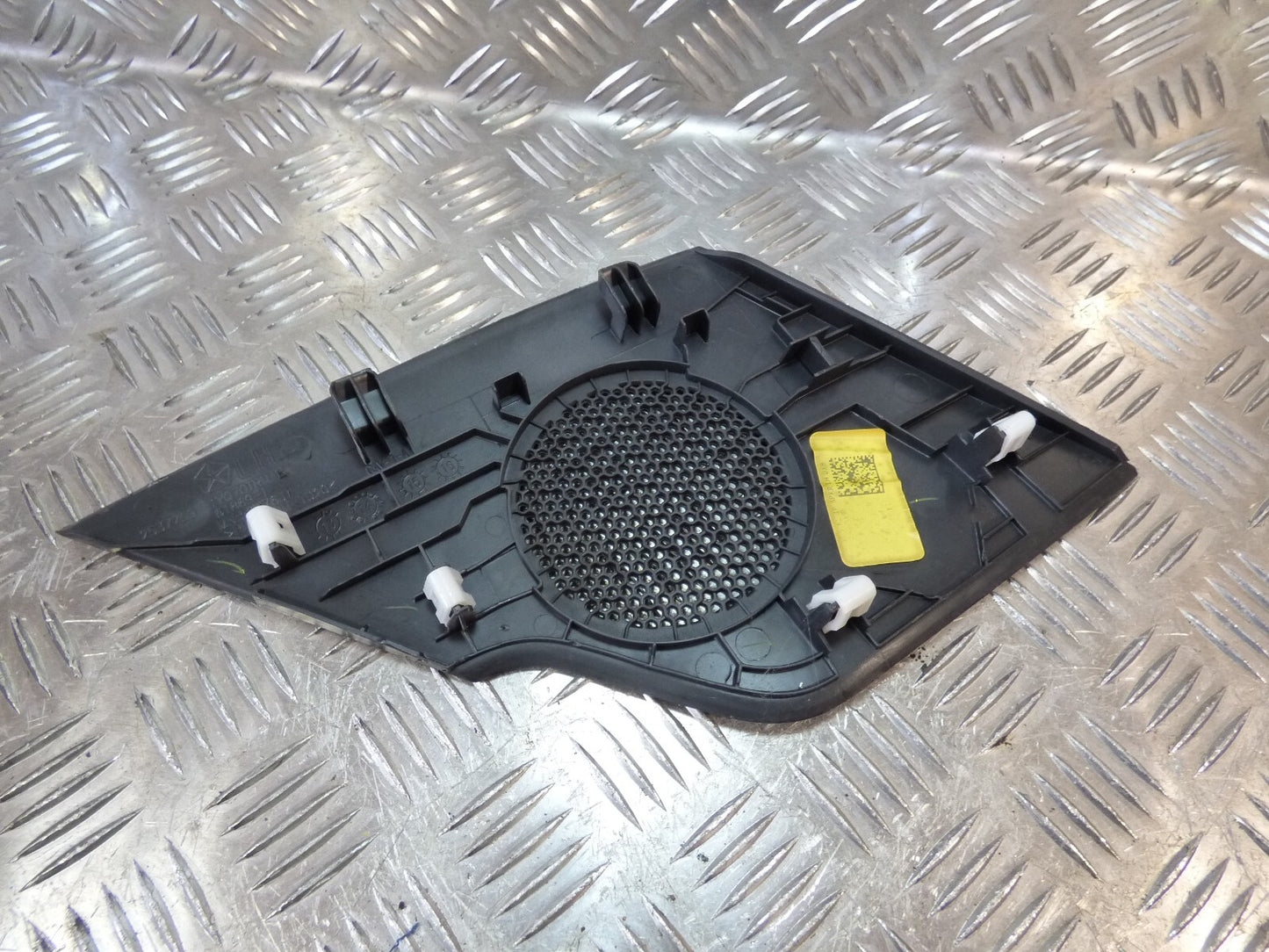 Jeep KL 2015 Armaturtenbrett Lautsprecher Abdeckung Links 1YQ70TRMAE ORIGINAL gebraucht - Cherokee