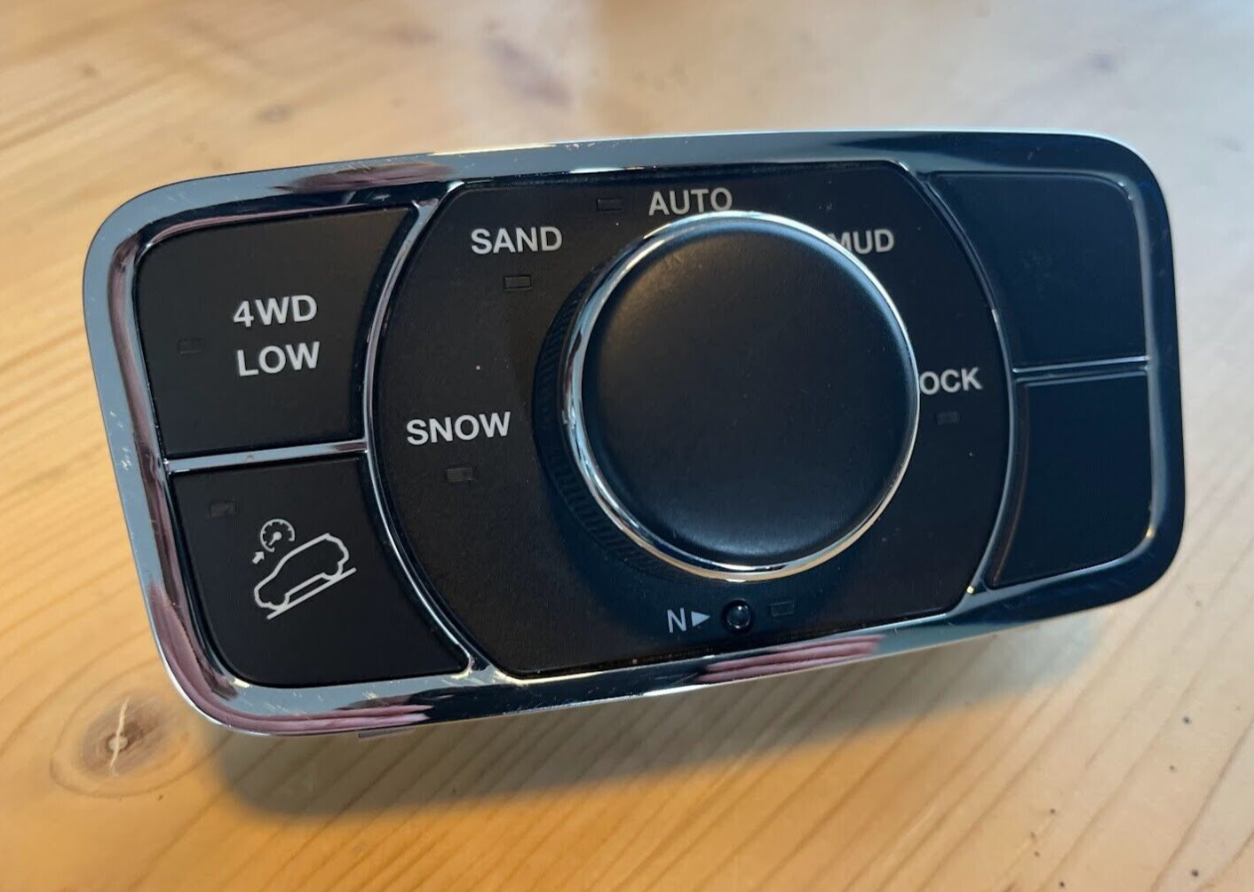 Jeep Grand Cherokee IV WK2 4WD Bedienfeld Schalter 4WD Control Panel ORIGINAL gebraucht - P68141344AB