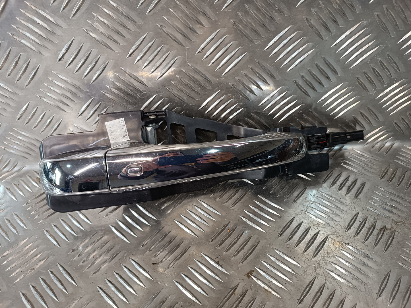 Jeep Grand Cherokee WK2 Tür Griff Türgriff Vorne ORIGINAL gebraucht - 04589884AI