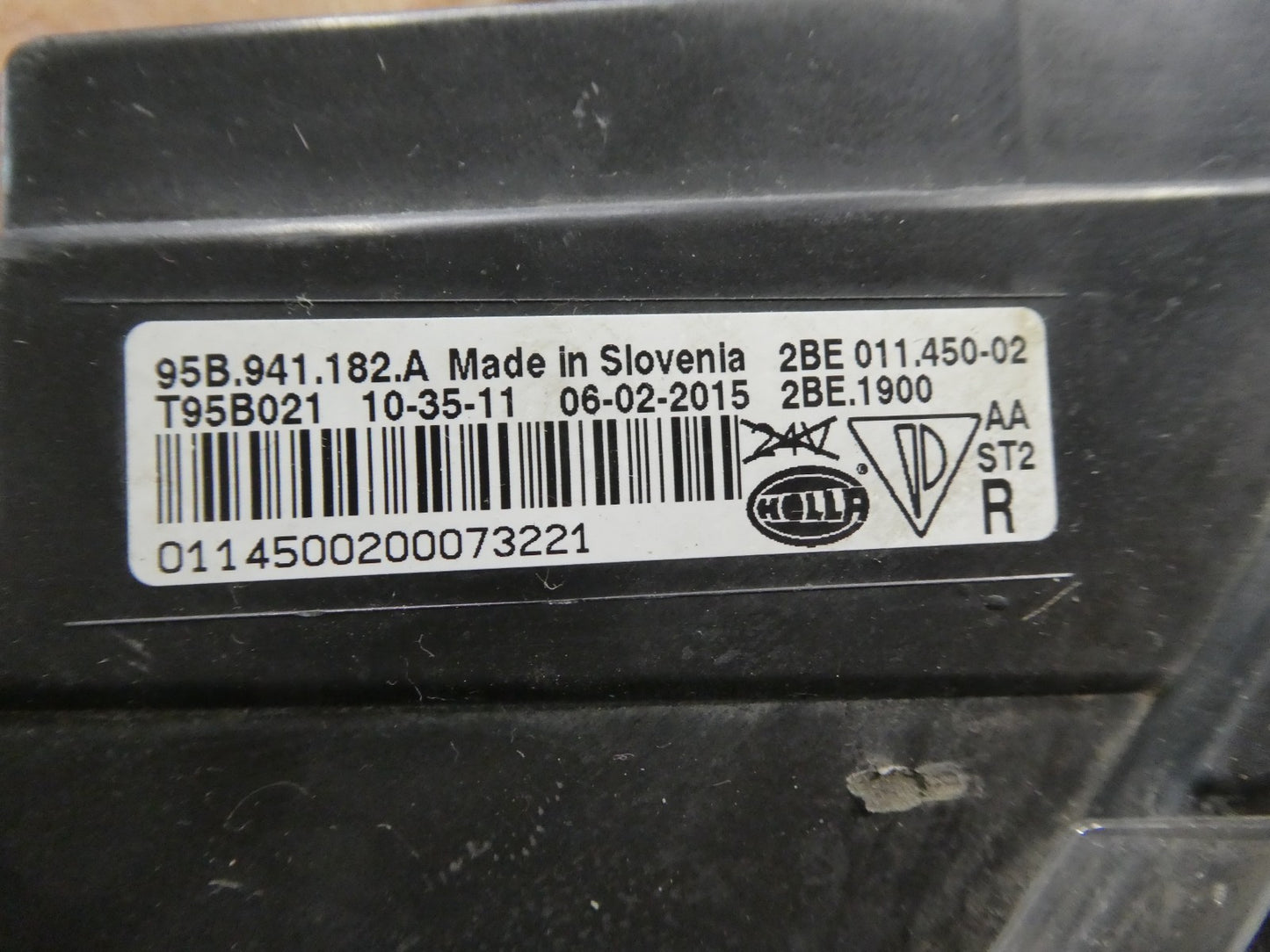 PORSCHE MACAN 2014-18 LED Tagfahrleuchte rechts 95B941182A gebraucht - Original