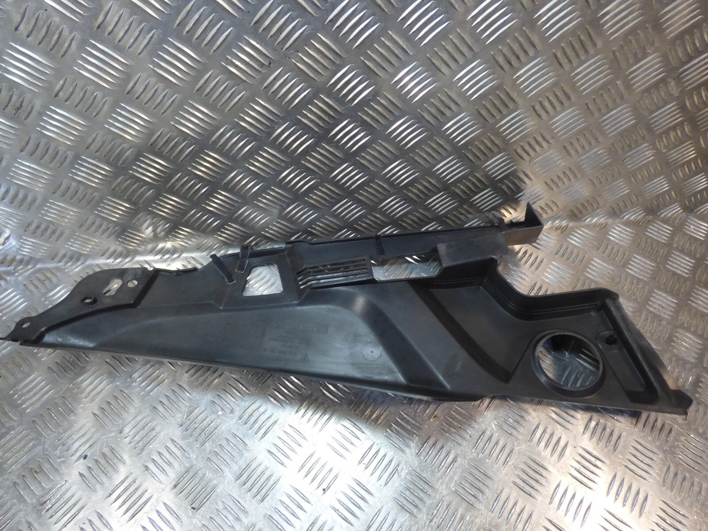 Porsche Cayenne 92A Hybrid Verkleidung Links 7P5806583E ORIGINAL gebraucht - Motorabdeckung